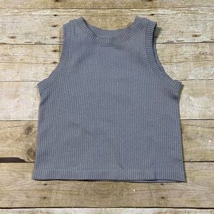 Women’s tank top / crop top